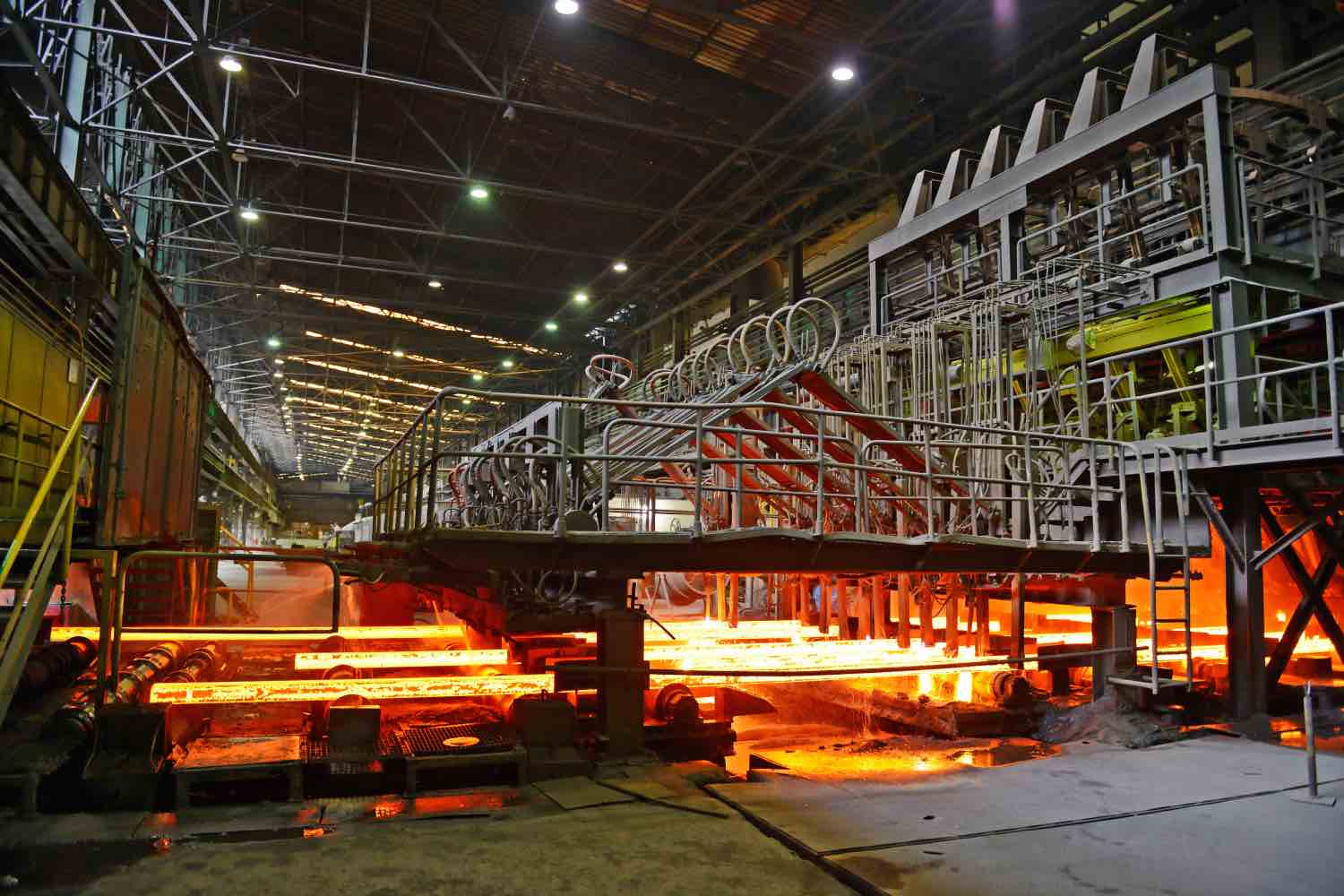 Linha de produção de aço aquecido